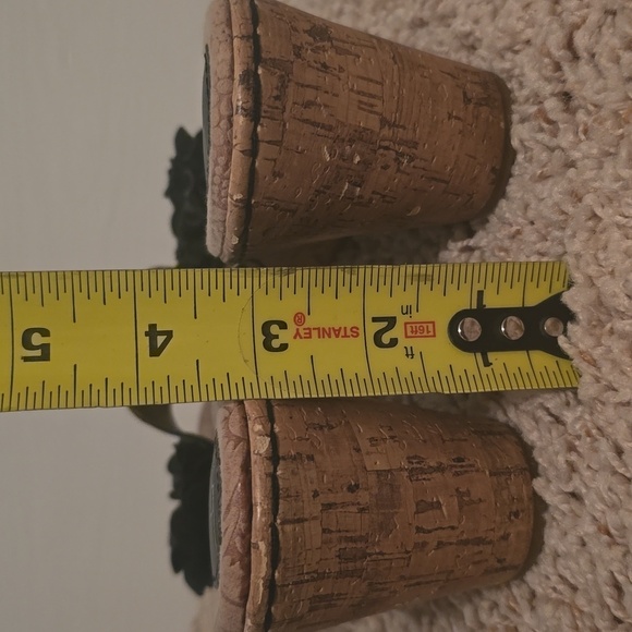 b.o.c. Born Concept Women's Black Leather Floral Wedges Size 11 (#10) - Picture 10 of 12